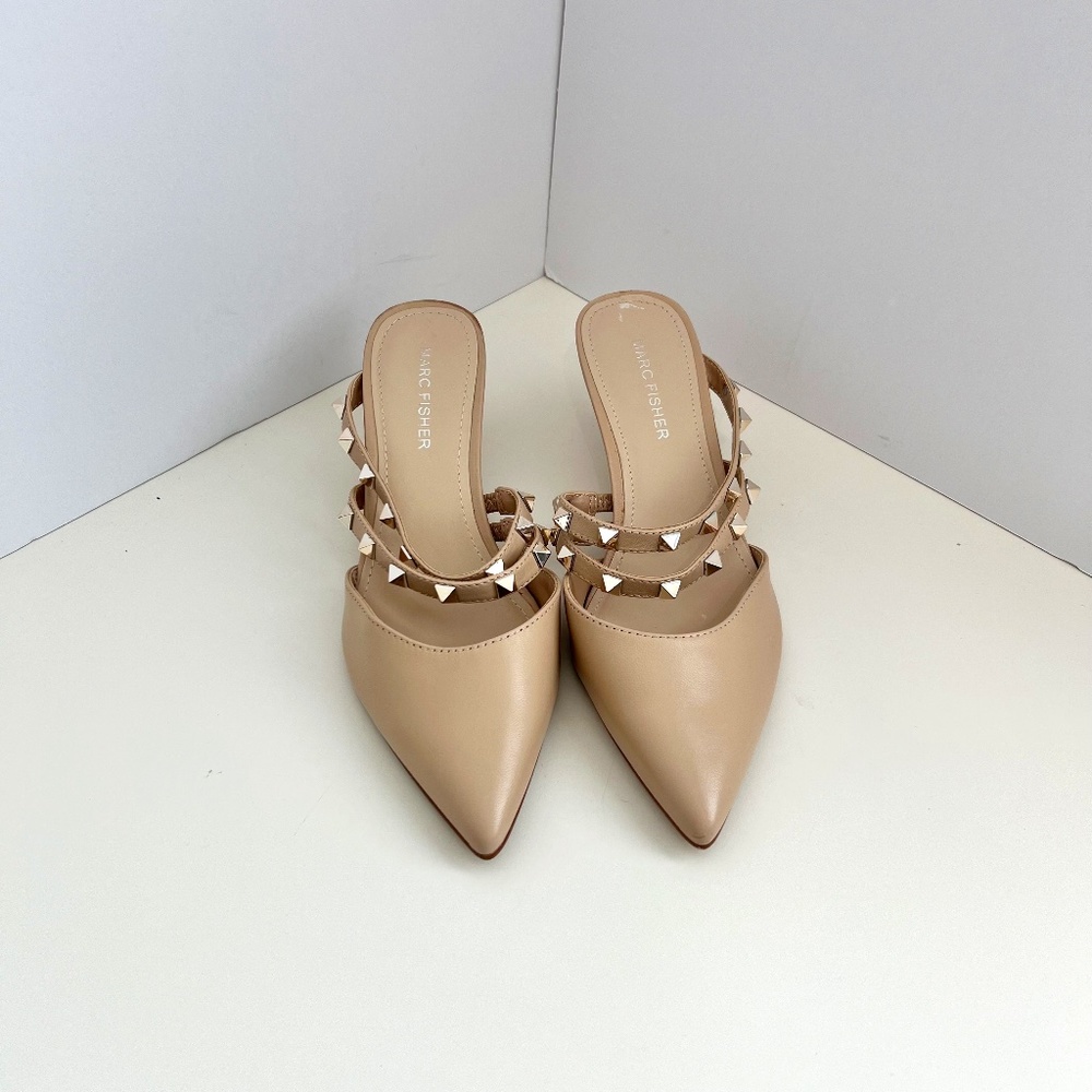 Marc Fisher Mule kitty heel size 6 S27650